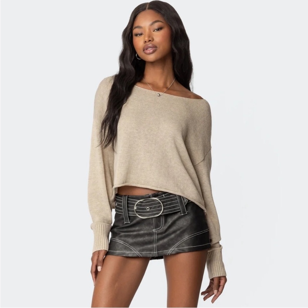 Stylish Black Leather Mini Skirt